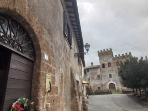 Piazza del Castello, 3 Blera
