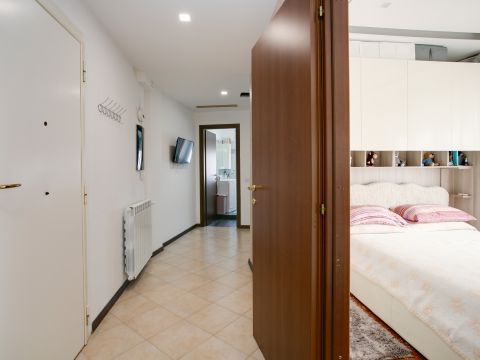 Via degli Irlandesi, 9
