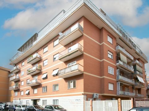 Via degli Irlandesi, 9