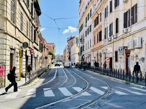 Via dei Reti, 52