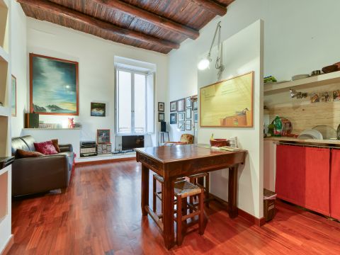 Via S. Gregorio Armeno