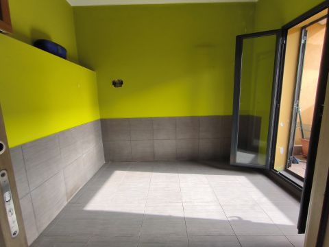 Via Francesco Crispi, 34
