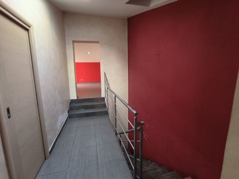 Via Francesco Crispi, 34