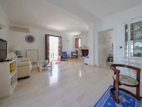 Via Venere 37