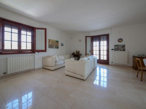Via Venere 37