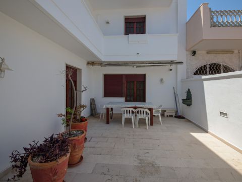 Via Venere 37