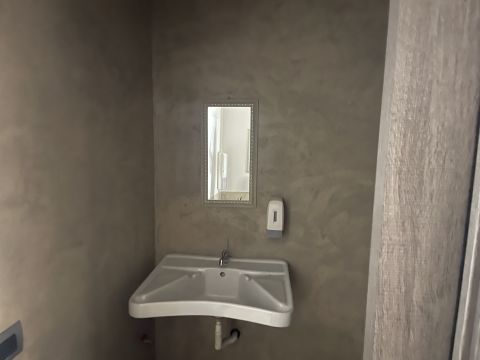 Via Angelo Volpicelli, 34