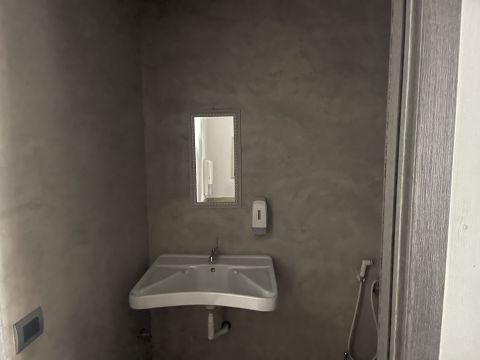 Via Angelo Volpicelli, 34