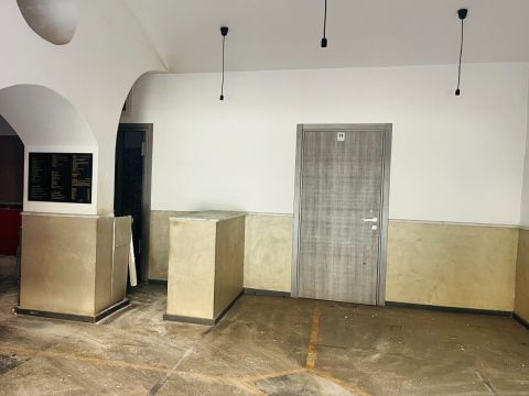 Via Angelo Volpicelli, 34