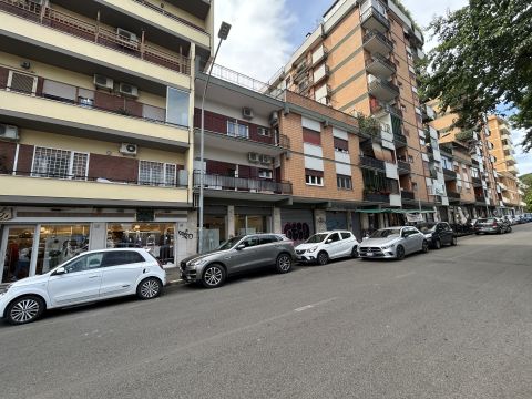 Via Cherso, 36