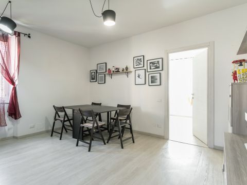 Via Carlo Serassi, 2c
