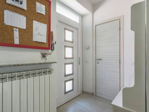 Via Carlo Serassi, 2c