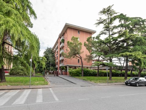 Via Tre Garofani, 49