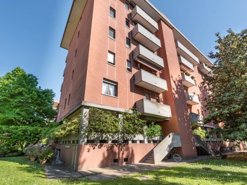 Via Tre Garofani, 49