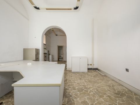 Via Vittorio Veneto, 32