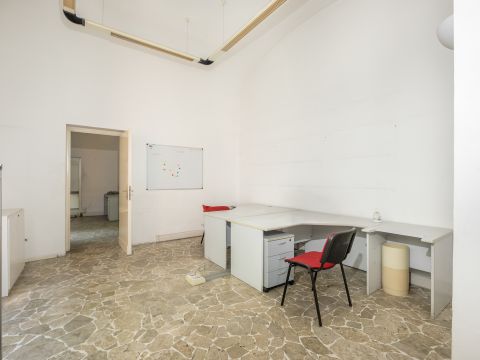 Via Vittorio Veneto, 32