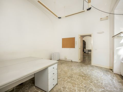 Via Vittorio Veneto, 32