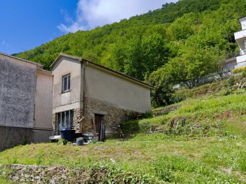 Via Villa Oneto, 15