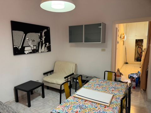 Via Principe Amedeo, 307