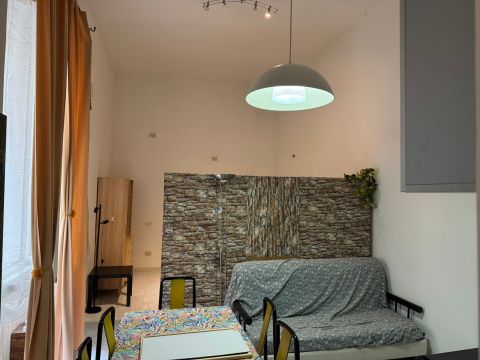 Via Principe Amedeo, 307