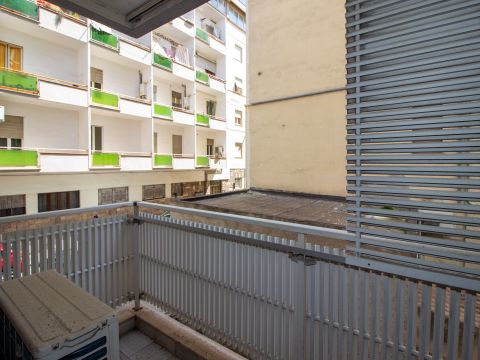 Via Genova, 23