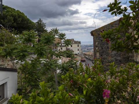 Vico III Gradoni Porta Marina, 2