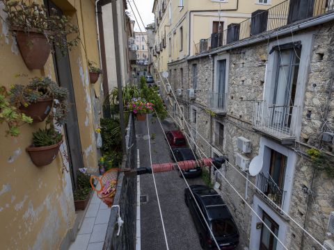 Vico III Gradoni Porta Marina, 2