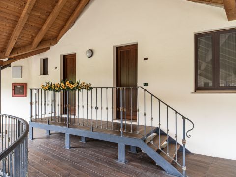 Via Frazione Mezzano, 117