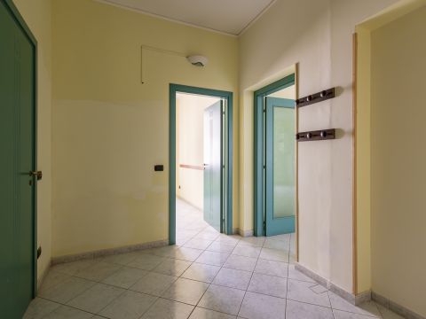 Via V D'Amato, 18