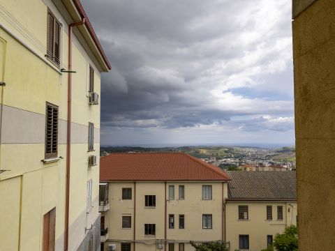 Via V D'Amato, 18