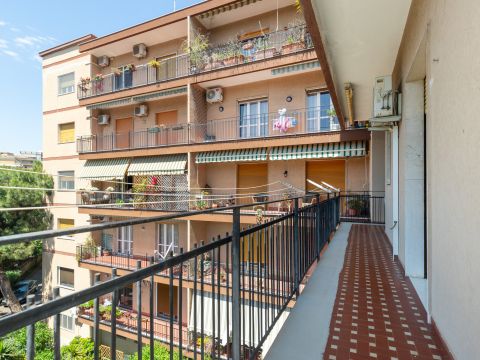 Via Roberto Giuffrida Castorina, 21a