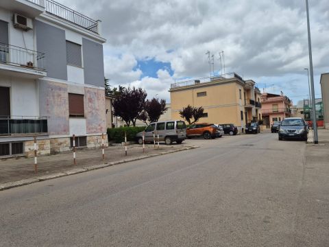 Via Vittorio Veneto, 73