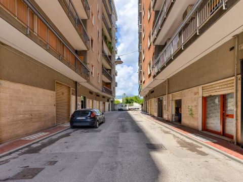 Via Roma, 35
