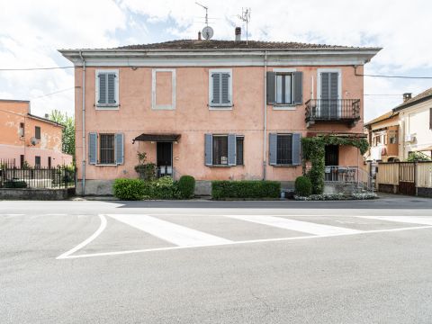 Via Pavia 38