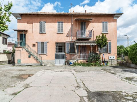 Via Pavia 38