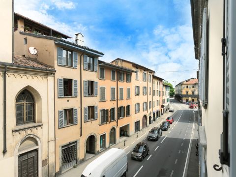 Via S. Giovanni, 1