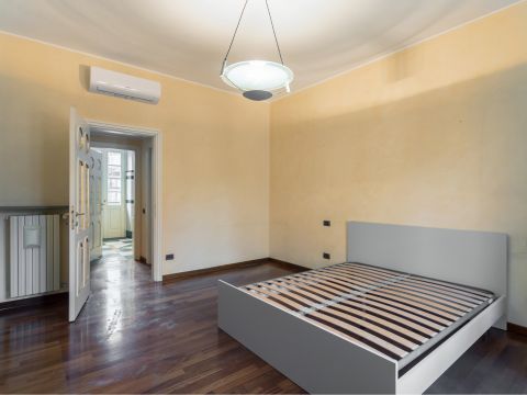 Via S. Giovanni, 1
