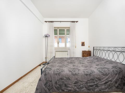 Via Antonio de Berti, 12
