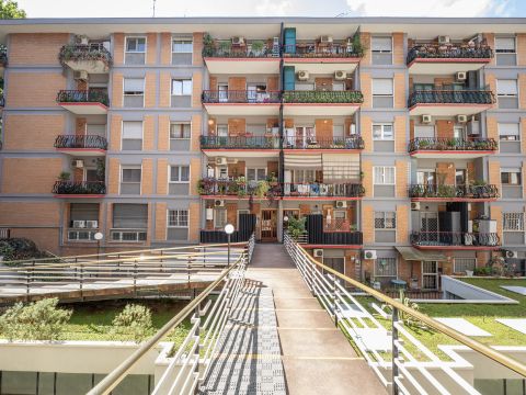 Viale Tor Marancia, 60