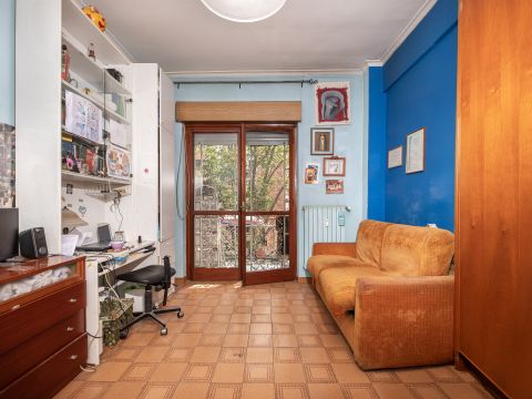 Viale Tor Marancia, 60