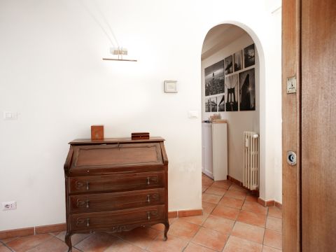Via Monte Epomeo, 3