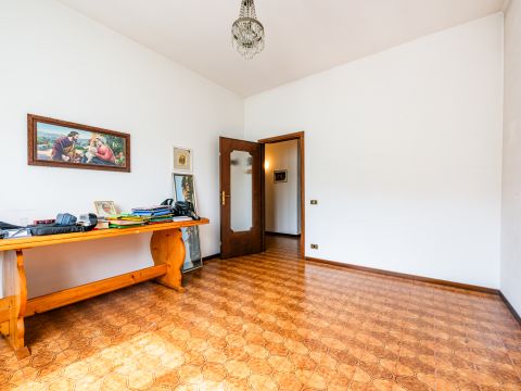 Via Giovanni Boccaccio, 4