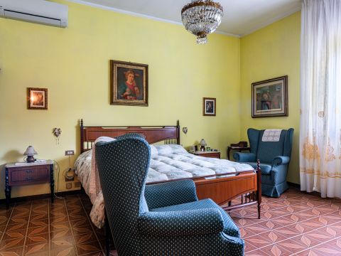 Via Giovanni Boccaccio, 4