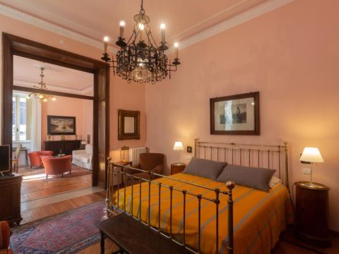 V. Nizza, 33