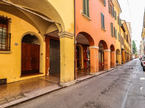 Via Fondazza, 30