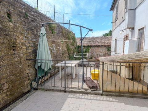 Via Grotte D'Ambrogio 15/A