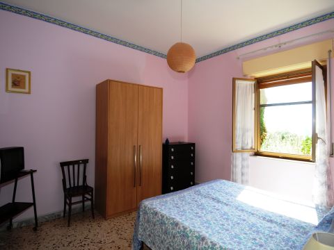 Via Litteri, 9