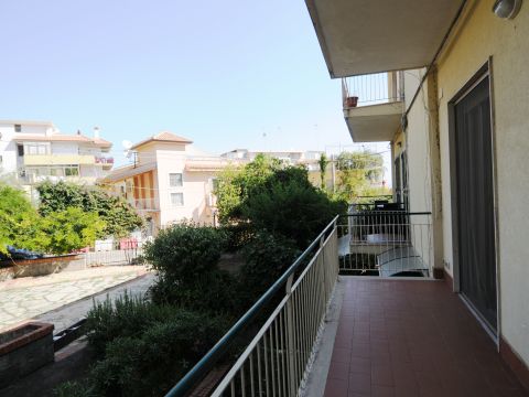 Via Litteri, 9