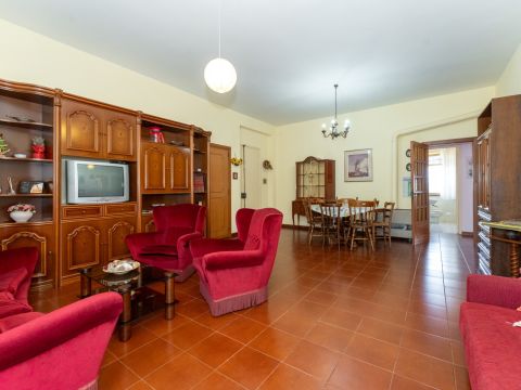 Via Litteri, 9