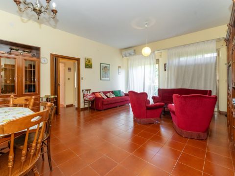 Via Litteri, 9